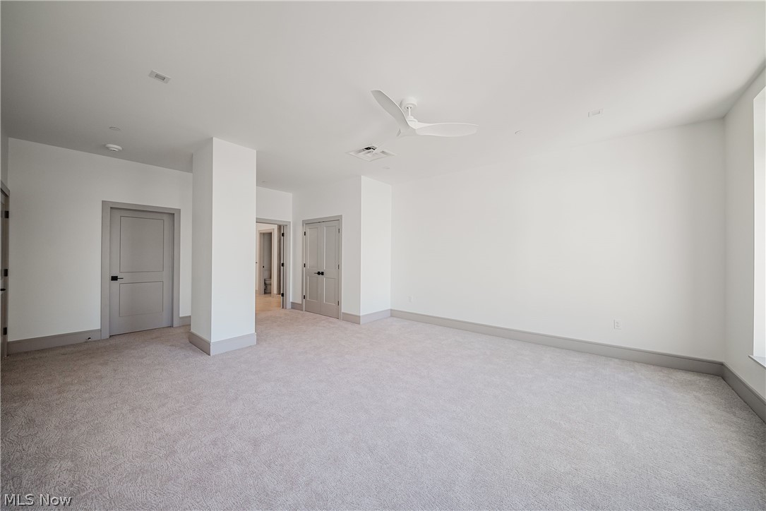 99 W Saint Clair Avenue Property Photo 14