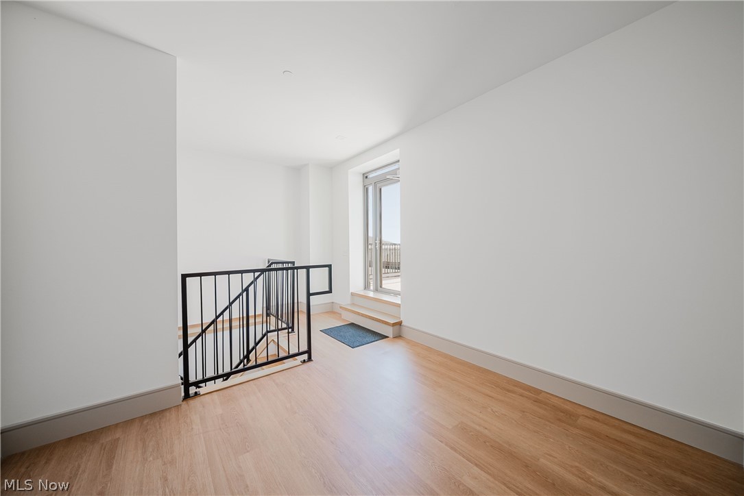 99 W Saint Clair Avenue Property Photo 21