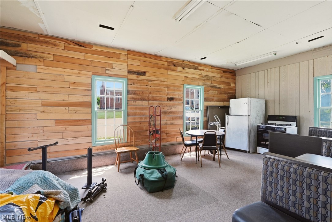 31 & 33 S Front Street Property Photo 4