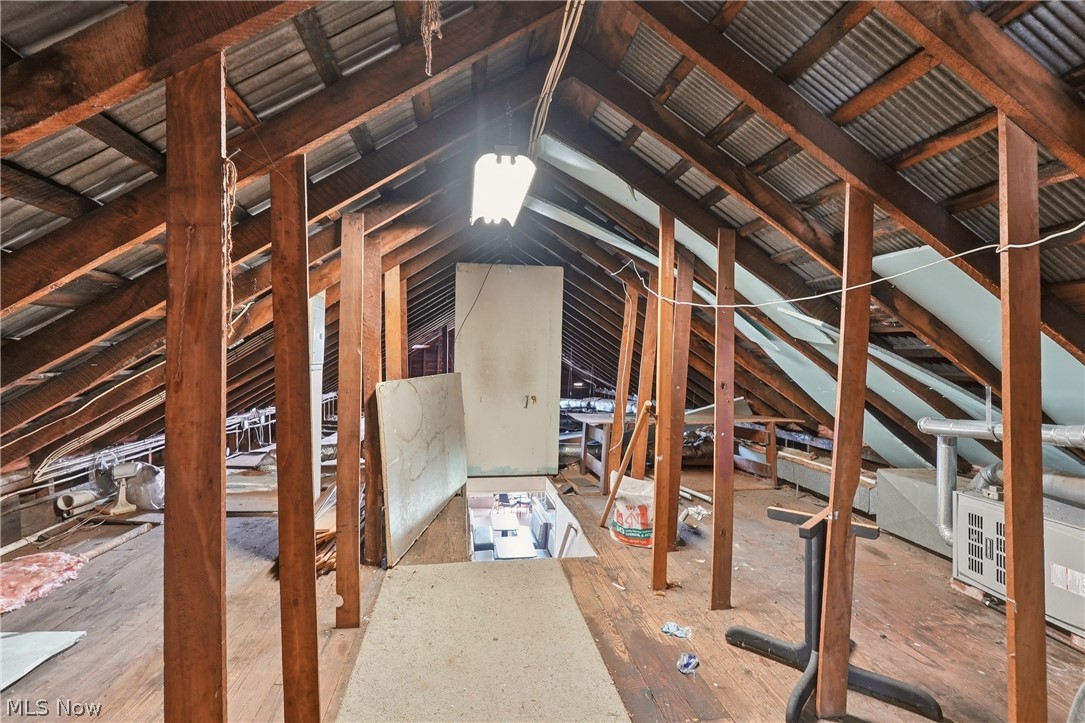 31 & 33 S Front Street Property Photo 25