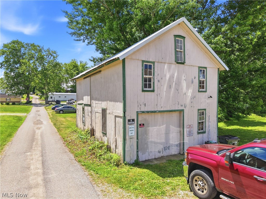 31 & 33 S Front Street Property Photo 32