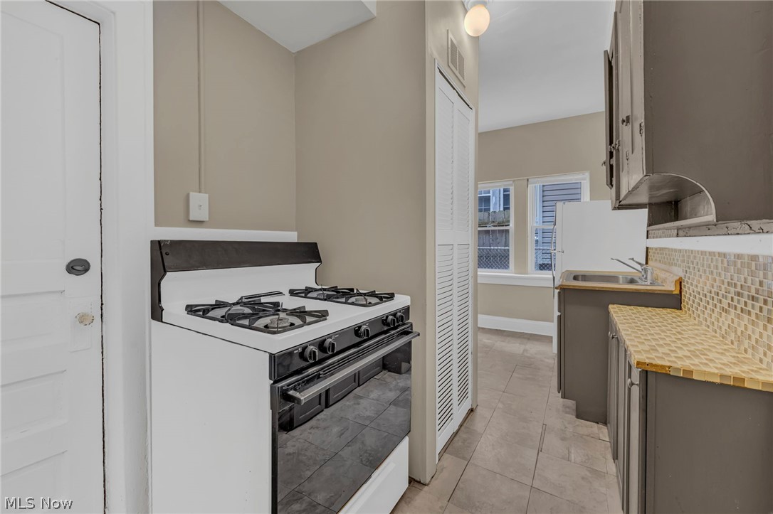 3438 Bosworth Road Property Photo 13