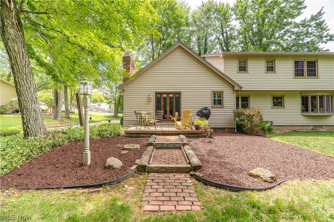 548 Squirrel Hill Drive Property Photo 2