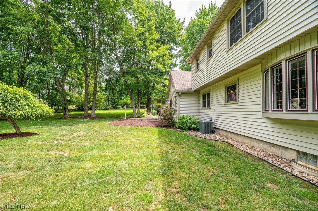 548 Squirrel Hill Drive Property Photo 17