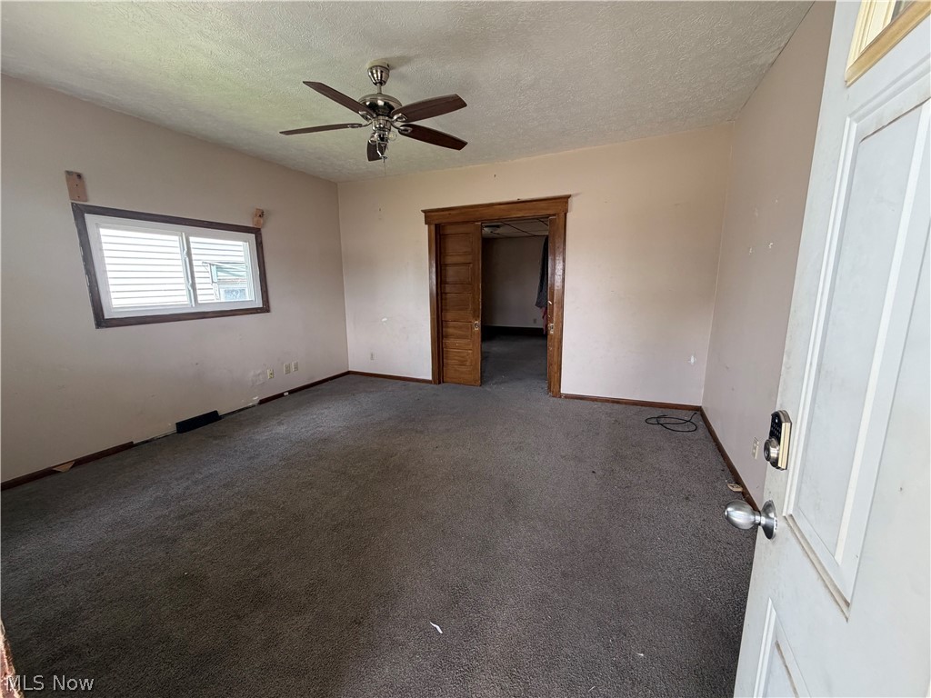 32 Cherry Road Nw Property Photo 4