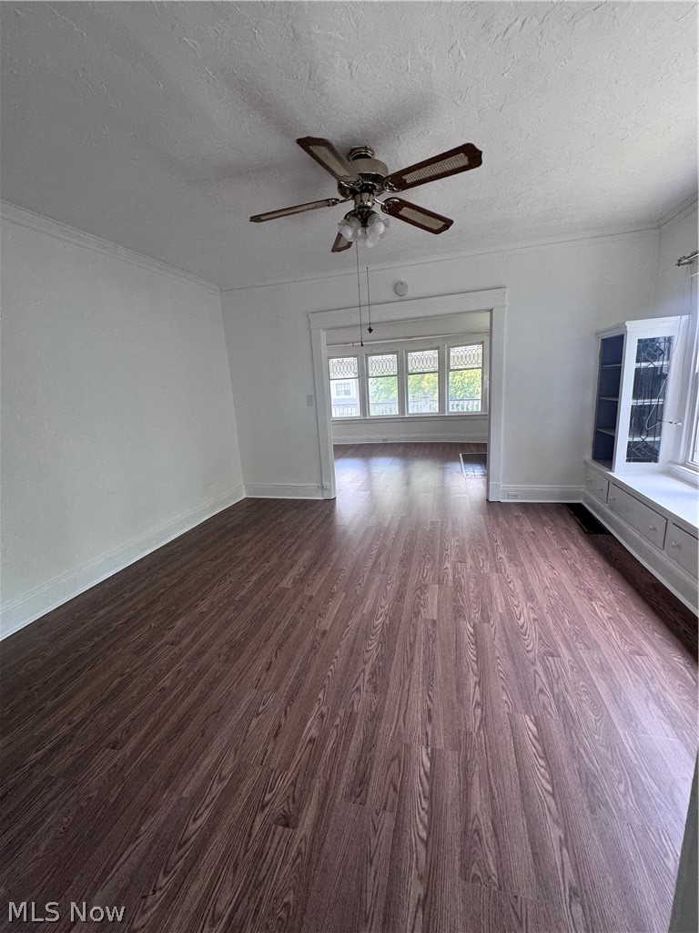 12337 Chesterfield Avenue Property Photo 13