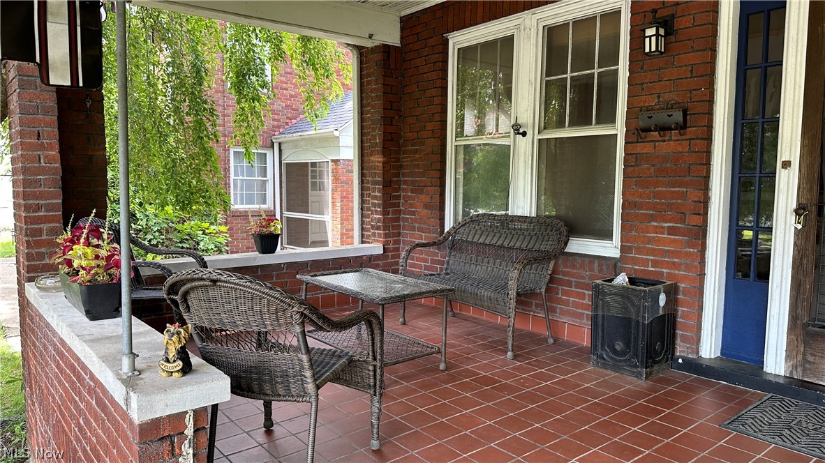 1907 Washington Avenue Property Photo 6