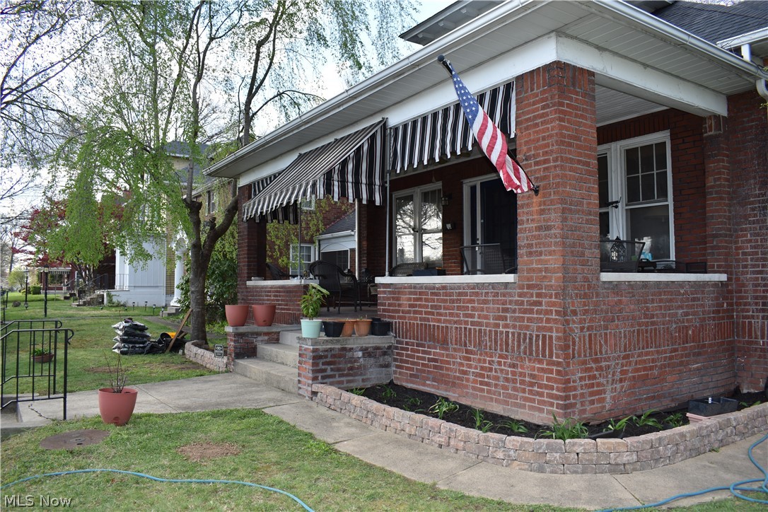 1907 Washington Avenue Property Photo 8