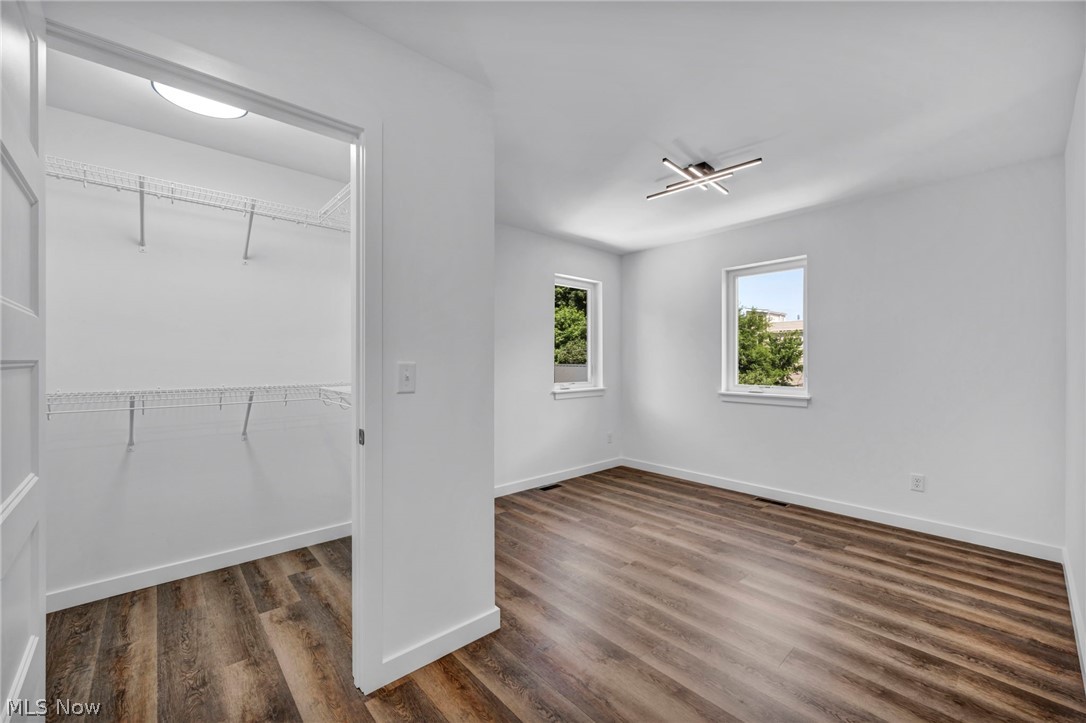 1872 W 57th Street Property Photo 27