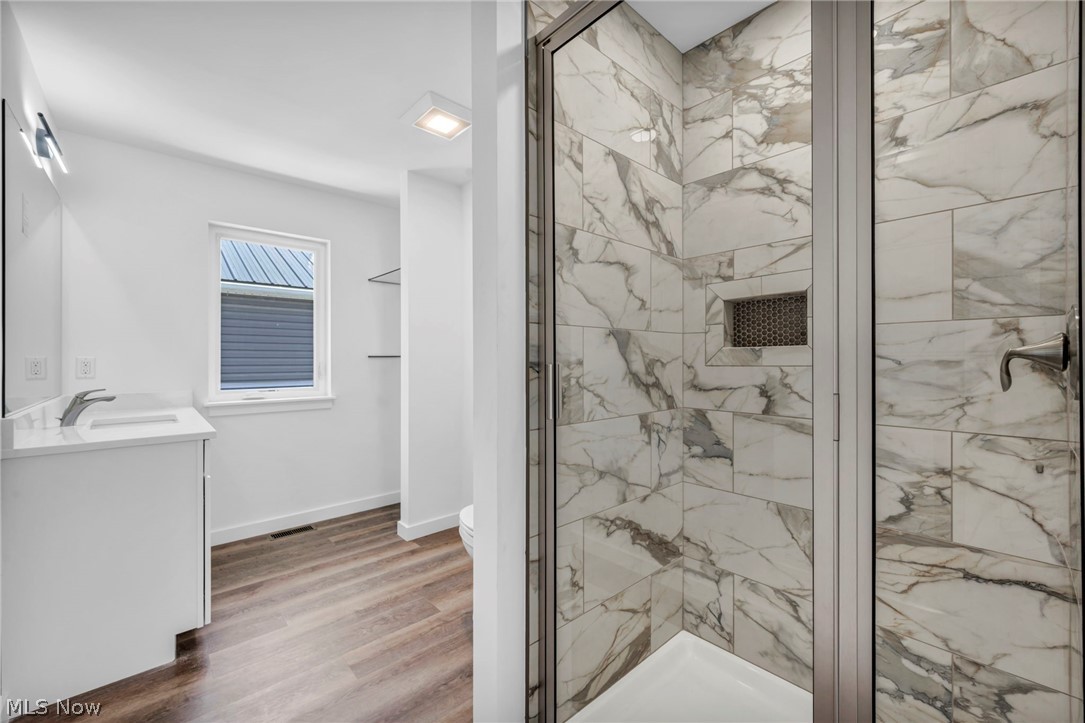 1872 W 57th Street Property Photo 31