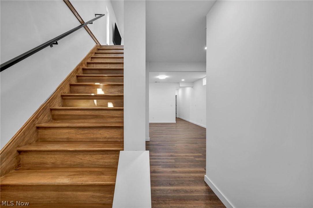 1872 W 57th Street Property Photo 34