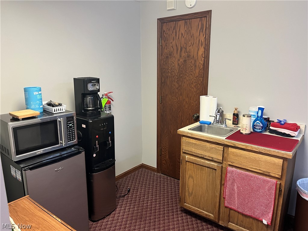 4222 State Route 43 B Property Photo 12