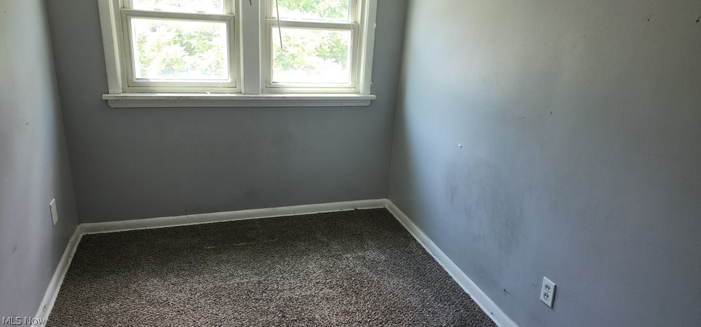 14809 Rockside Road Property Photo 5