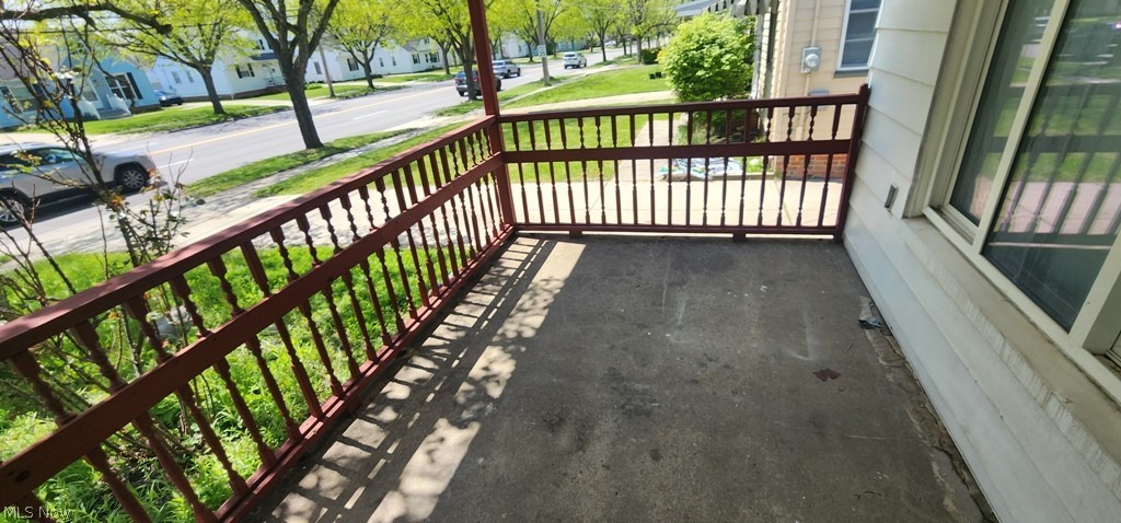 14809 Rockside Road Property Photo 12