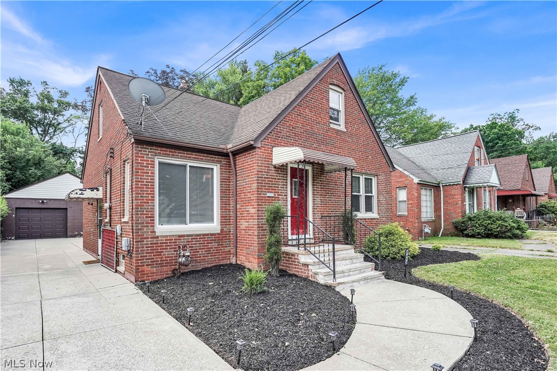 2313 Lorimer Road