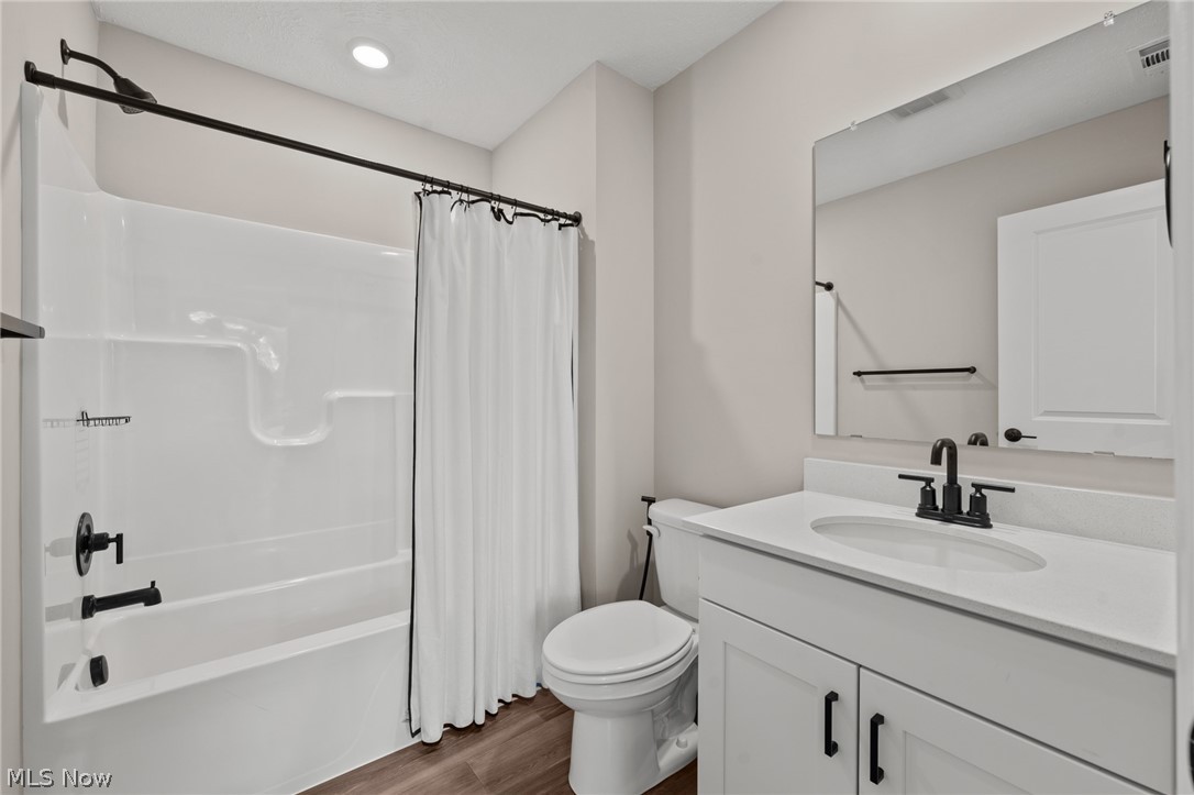 210 Lake Balaton Drive Property Photo 41