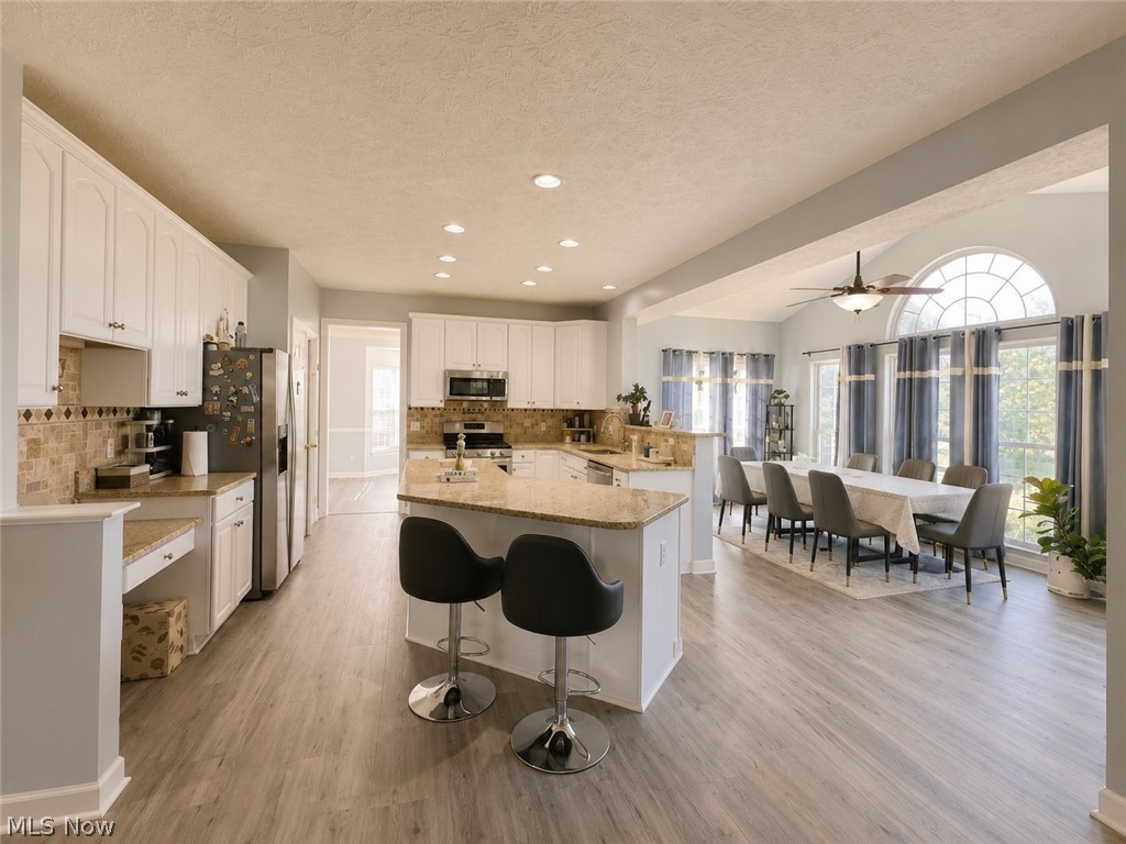11609 Glen Abbey Drive Property Photo 2