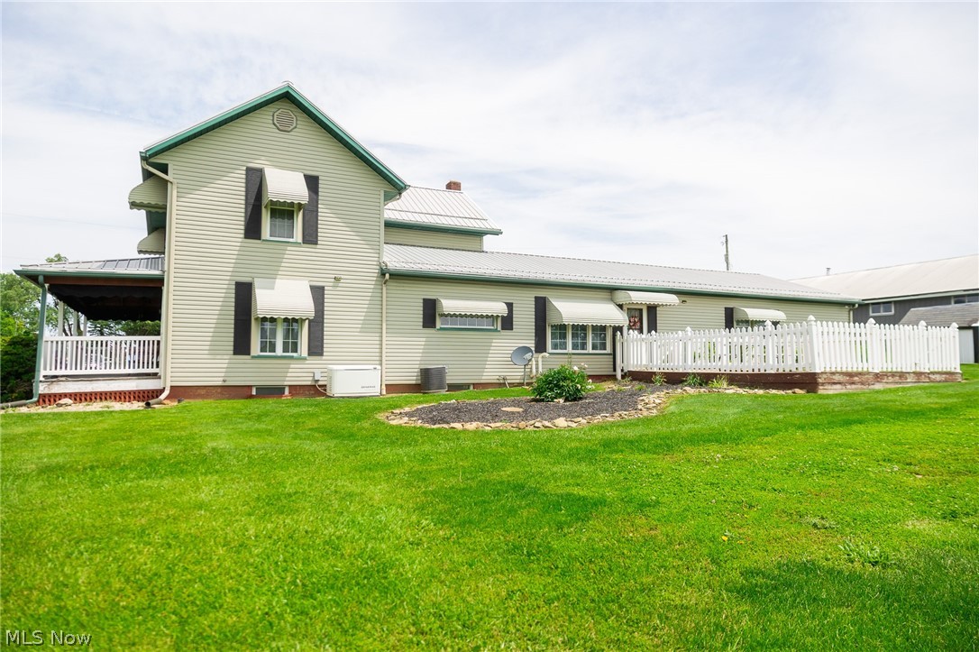 8936 Massillon Road Property Photo 4