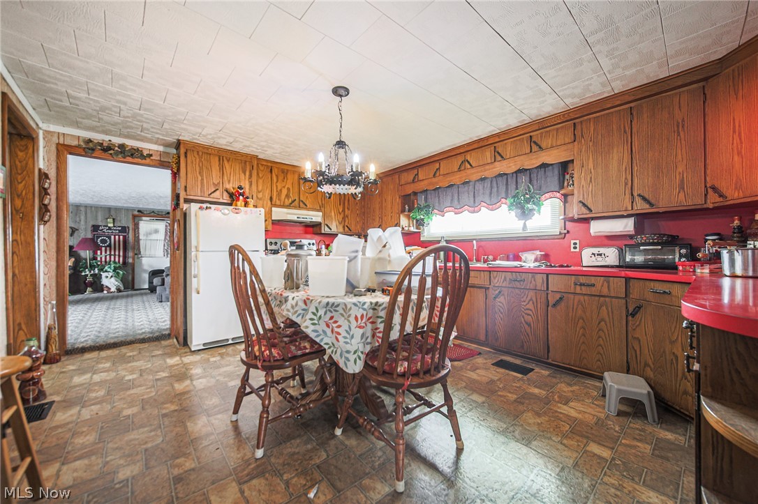 8936 Massillon Road Property Photo 9