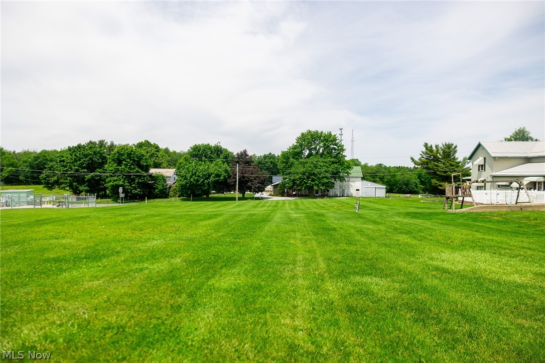 8936 Massillon Road Property Photo 31