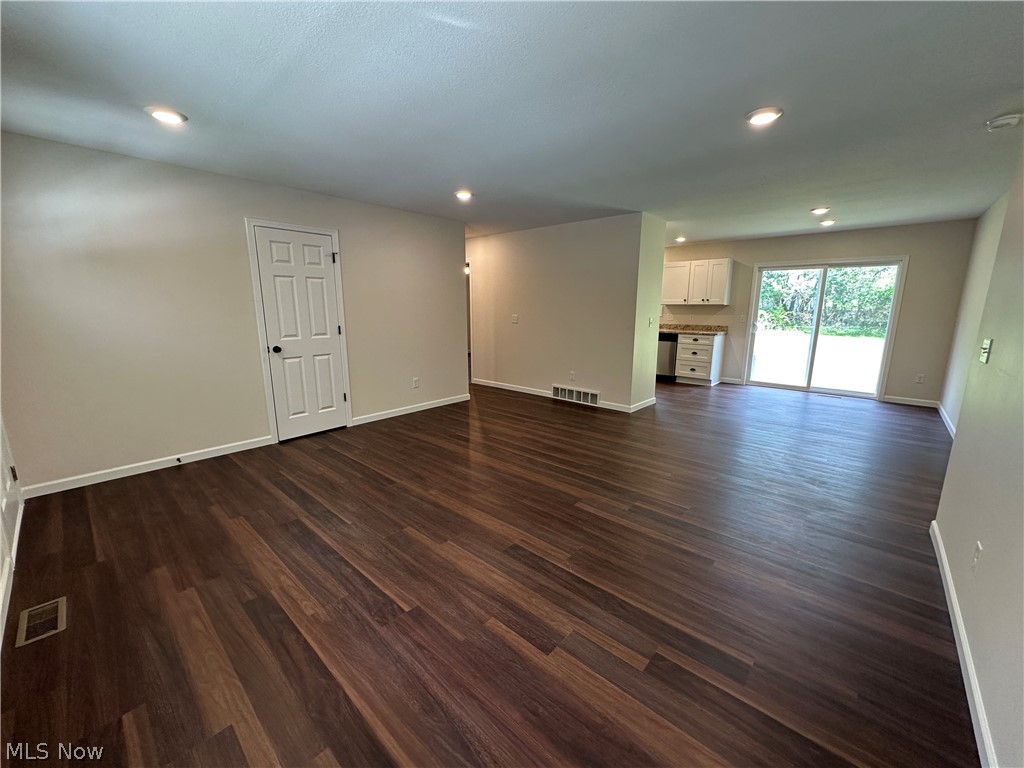 43 Narcissa Avenue Property Photo 5