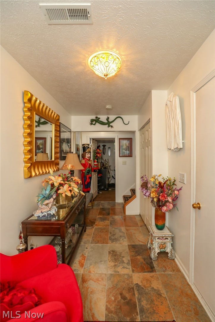 908 Bristol Lane Property Photo 11