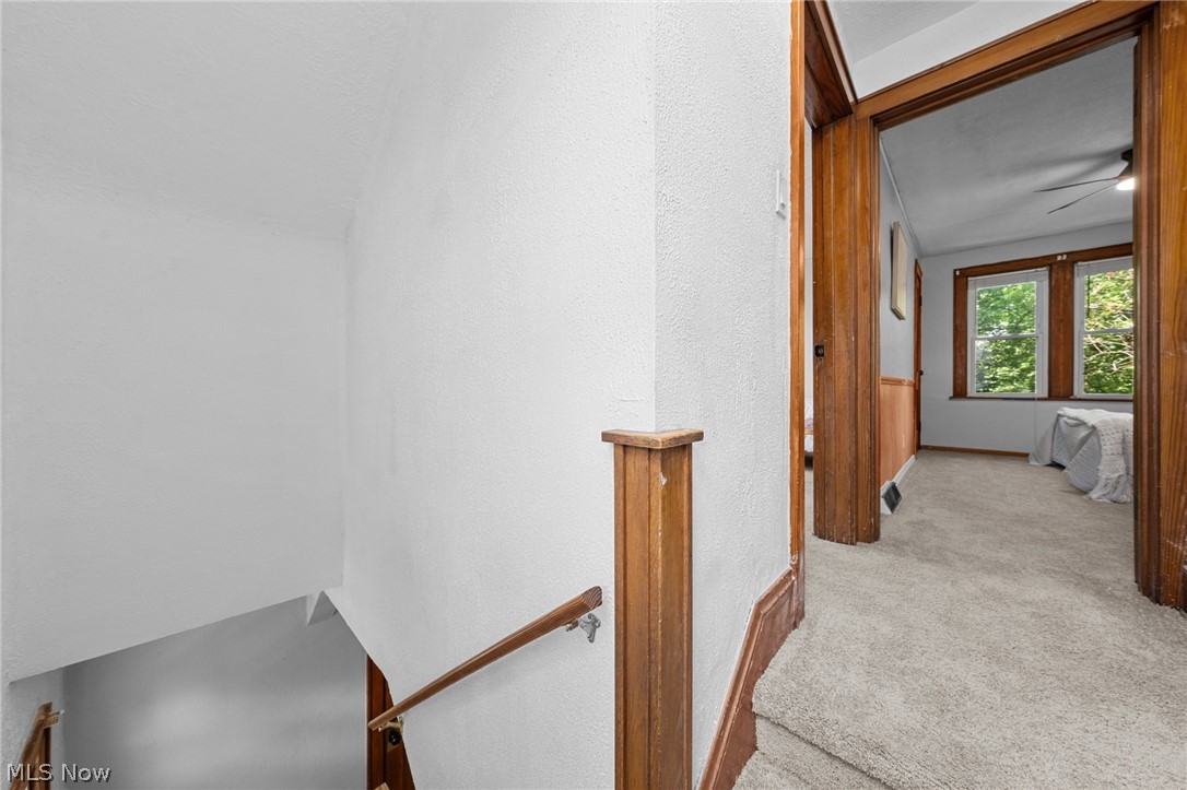 39 E Catawba Avenue Property Photo 24