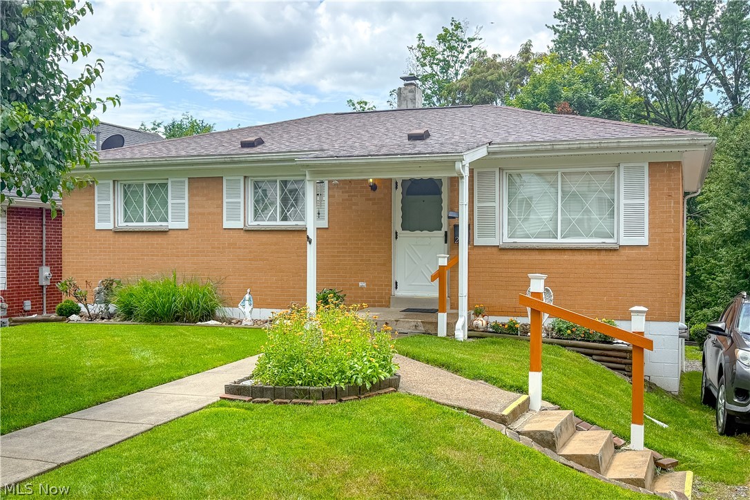 203 Opal Boulevard Property Photo 1