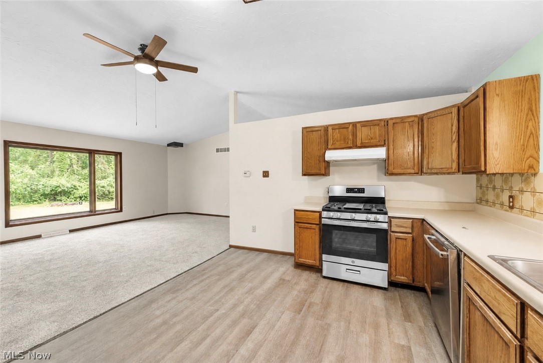 1038 E 21st Street Property Photo 5