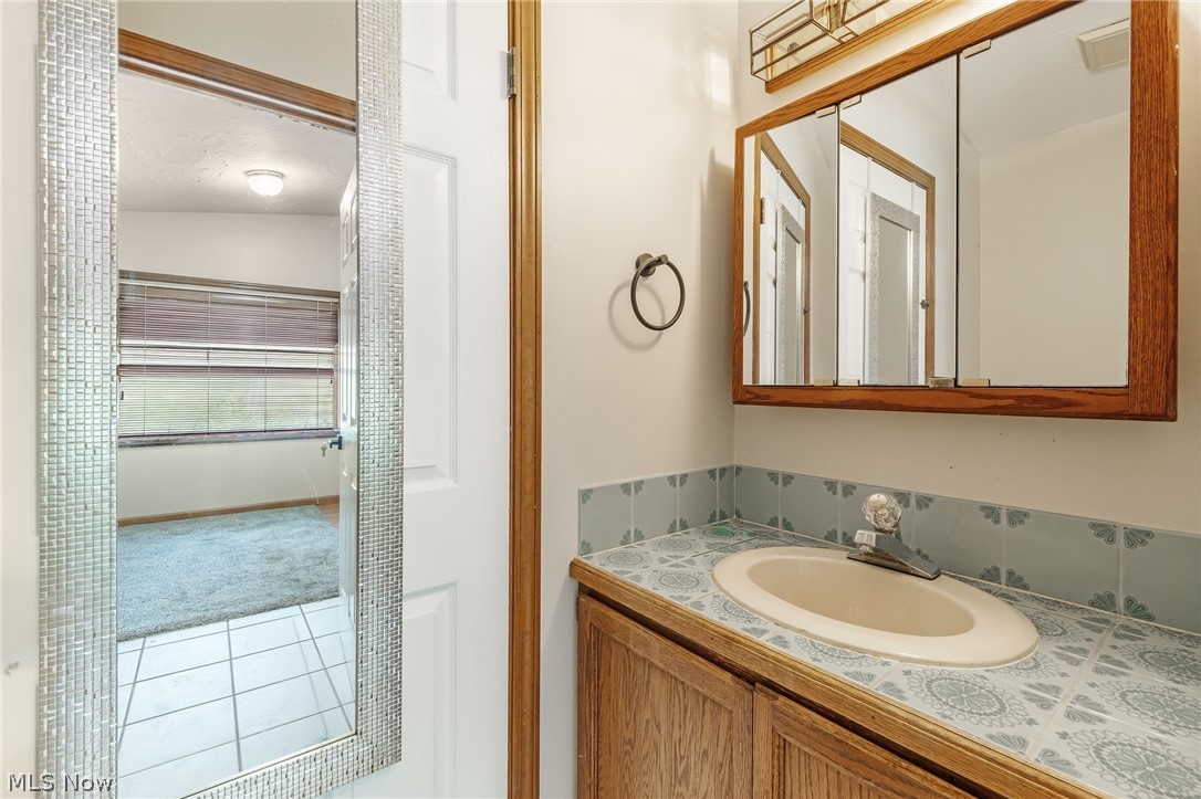 1038 E 21st Street Property Photo 14
