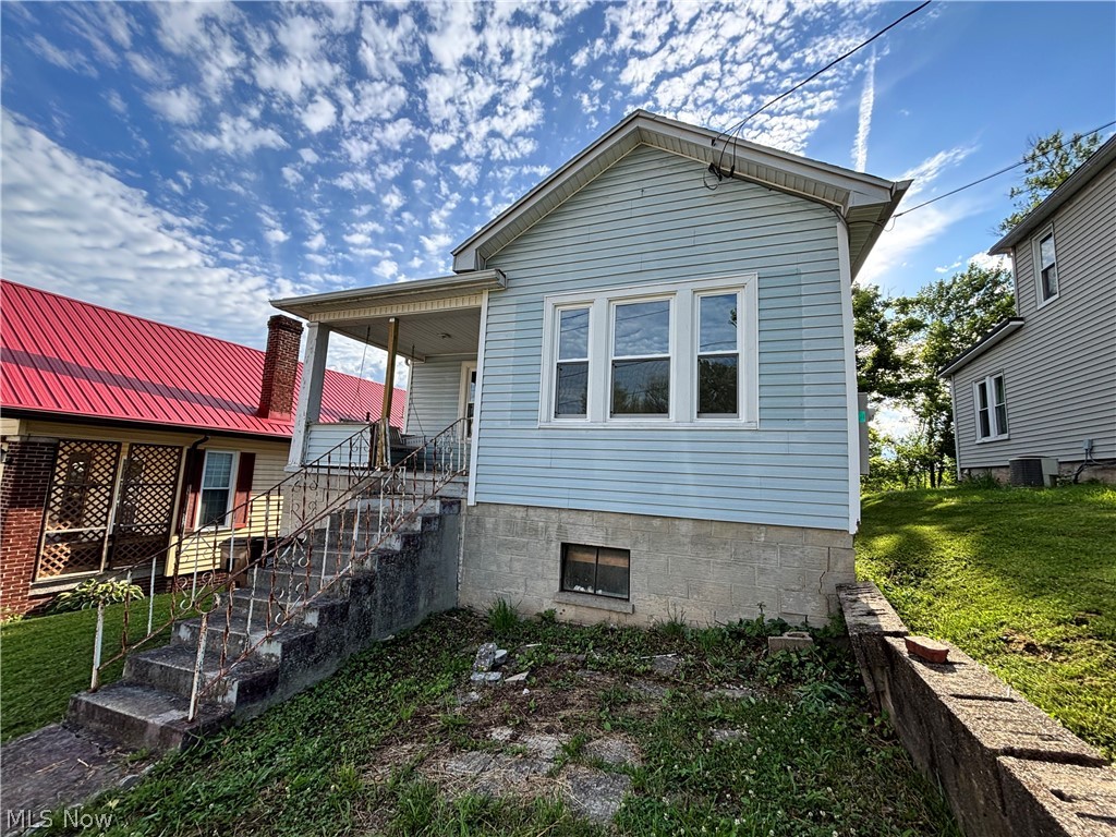 809 Garfield Avenue