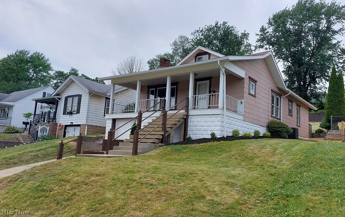 161 Rosslyn Boulevard Property Photo 1