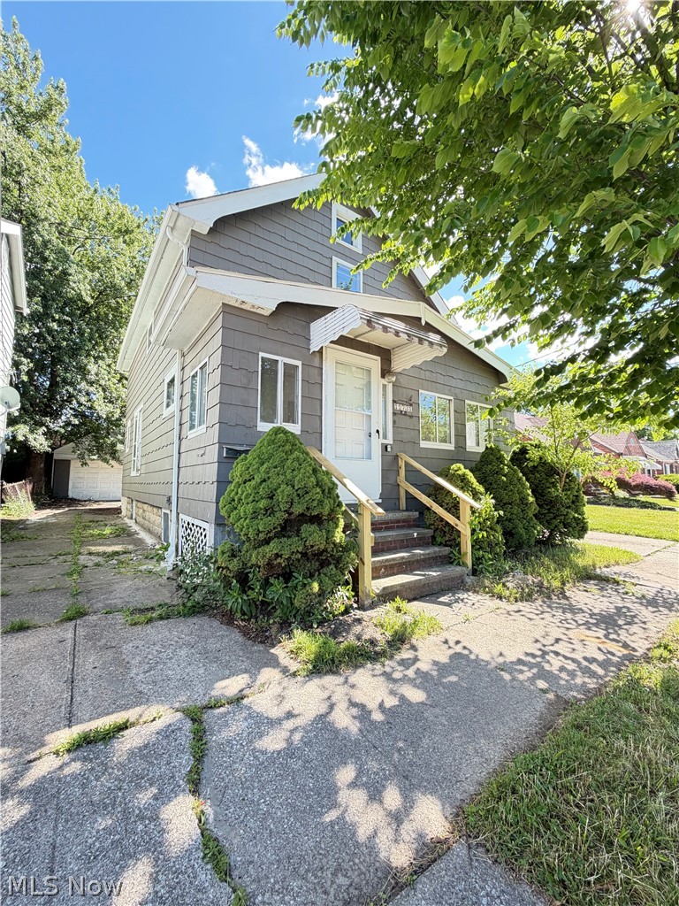 11731 Arden Avenue Property Photo 1