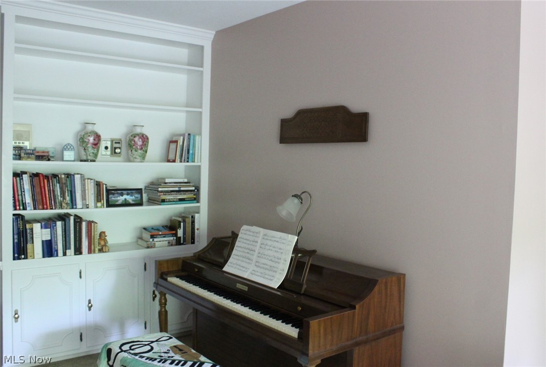 2109 Wooster Road 48 Property Photo 10