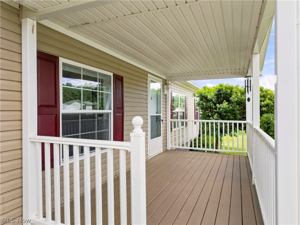 313 Gemini Drive Property Photo 6