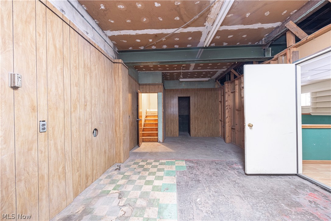 694 Cove Road Property Photo 14
