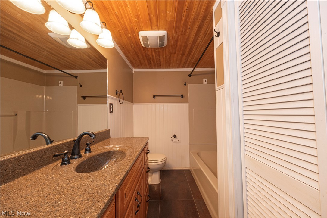 694 Cove Road Property Photo 24