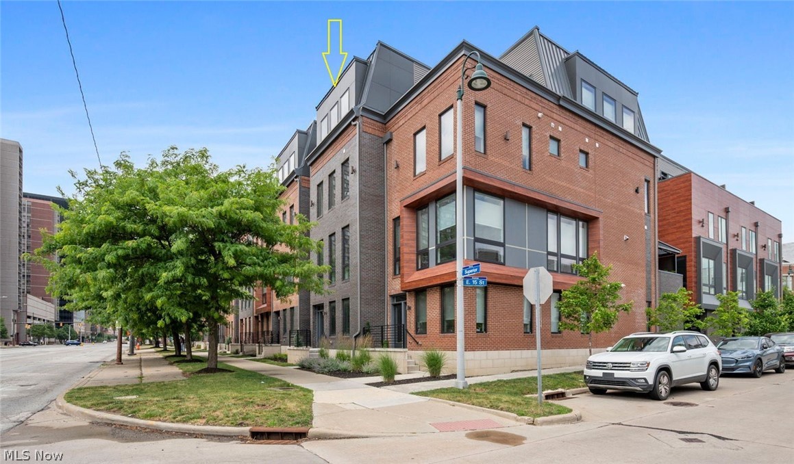 1495 E Superior Avenue 27