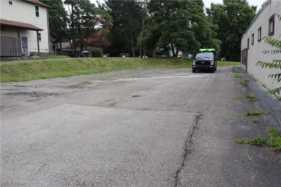 5220570 Property Photo 7