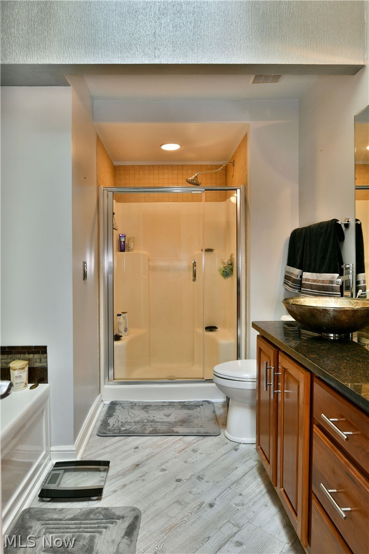 102 Spinnaker Drive #2 Property Photo 33