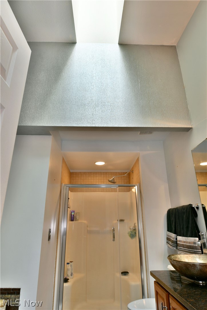 102 Spinnaker Drive #2 Property Photo 34