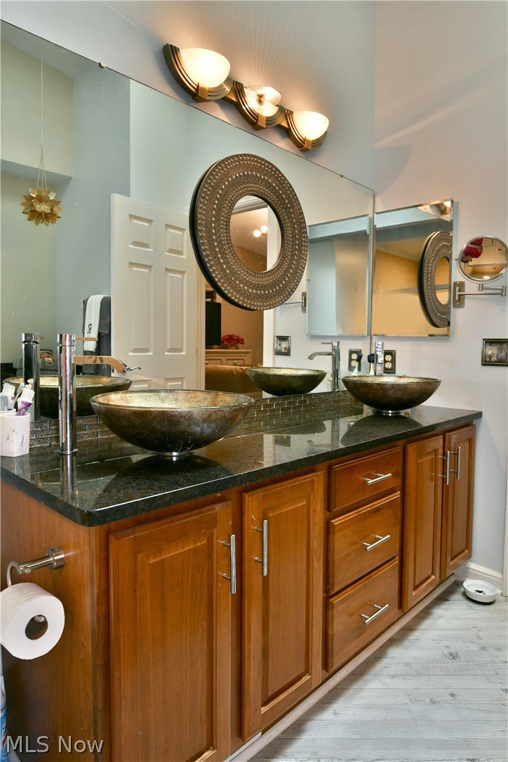 102 Spinnaker Drive #2 Property Photo 36