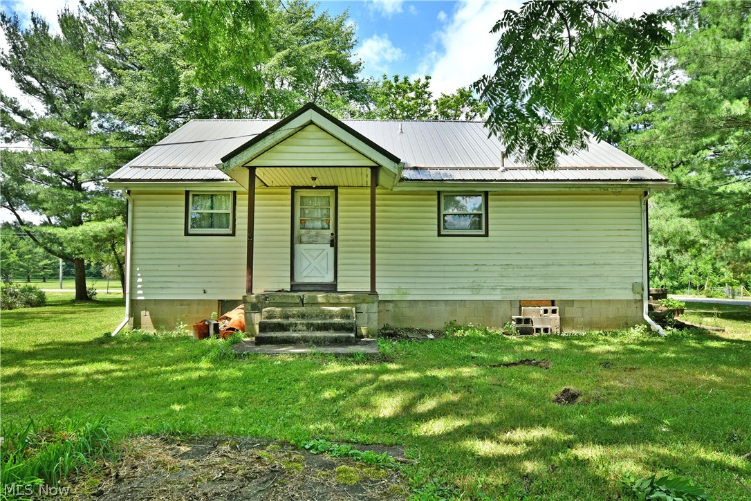 3521 Goldner Lane Sw Property Photo 1