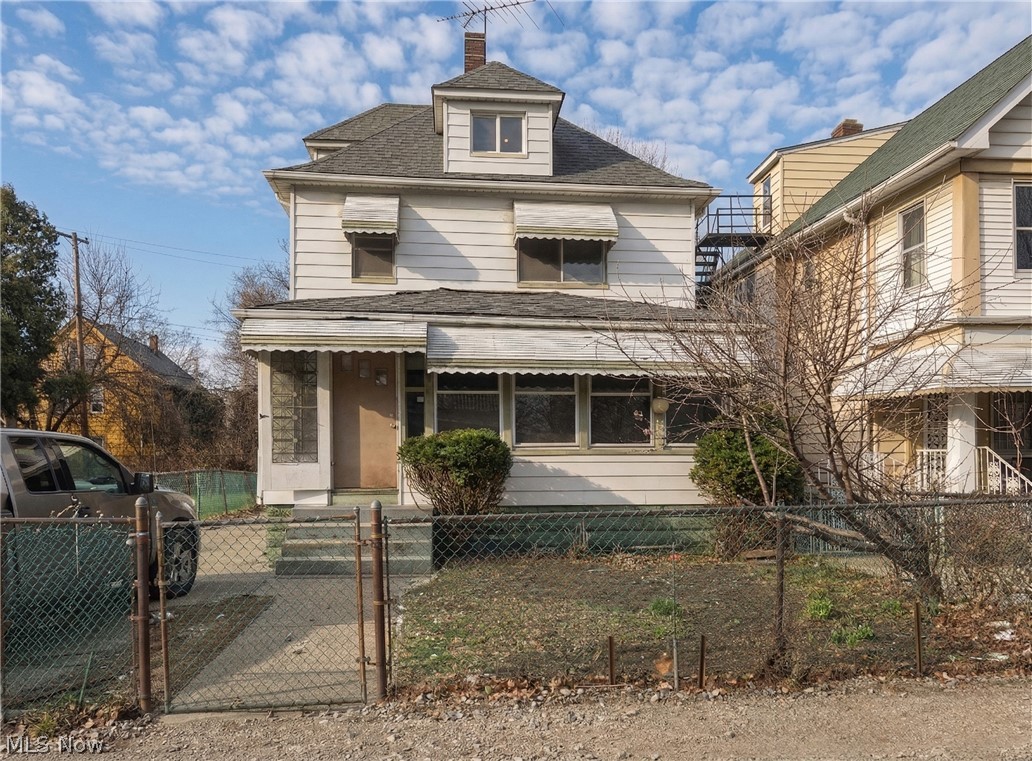 686 E 92nd Street Property Photo 1