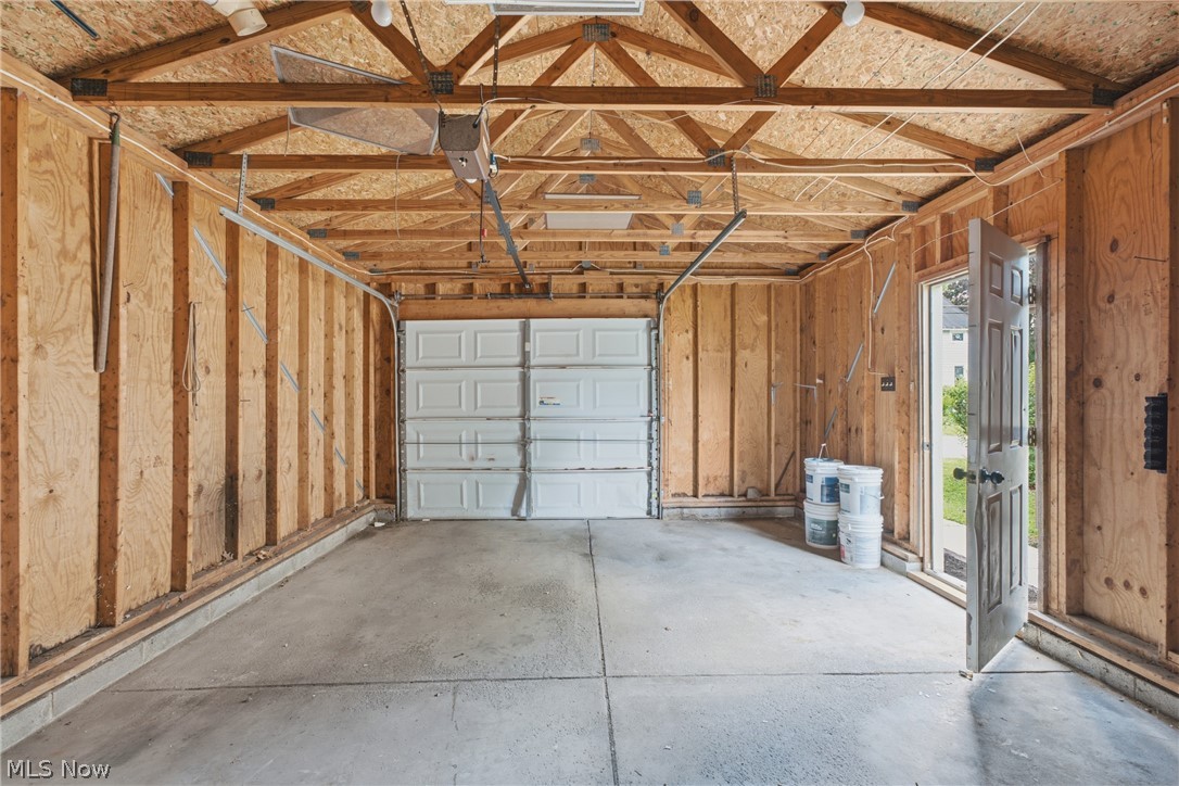 123 E State Street Property Photo 45