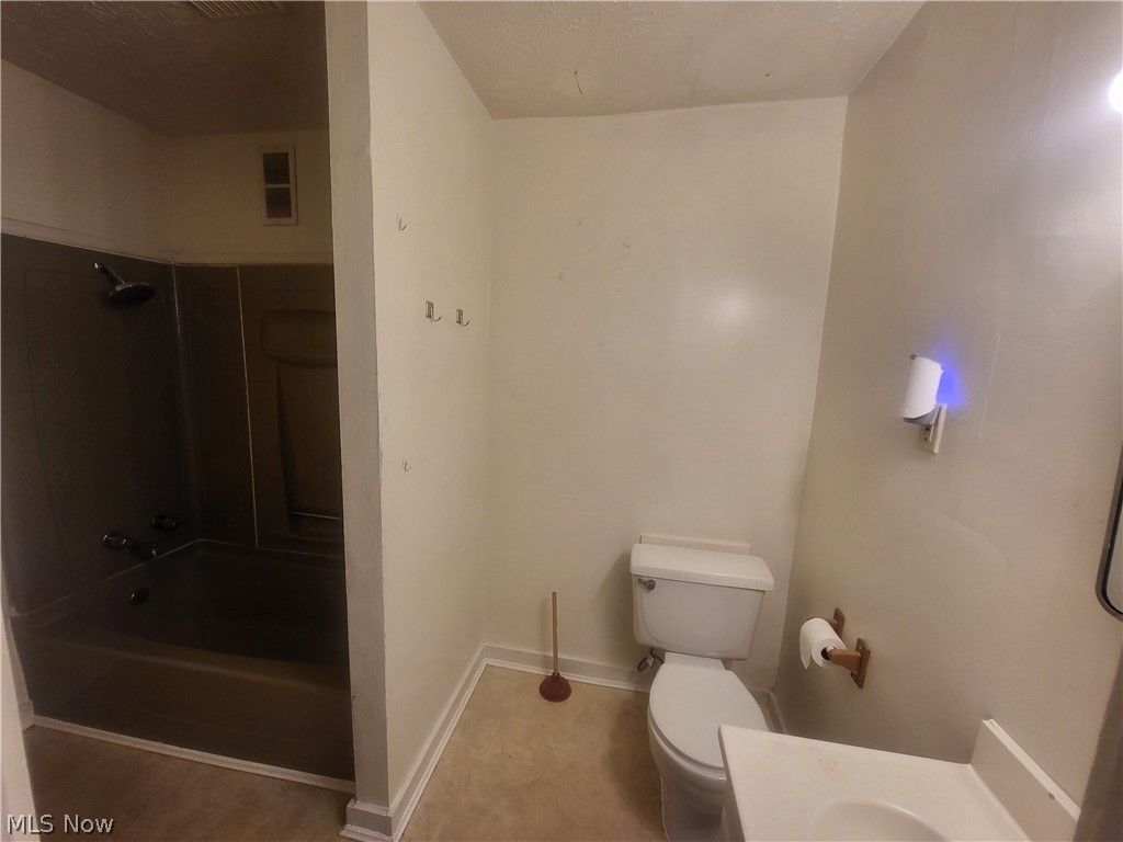 555 Bishop Street Property Photo 7