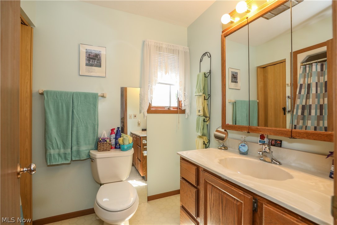 4527 Streeter Road Property Photo 14