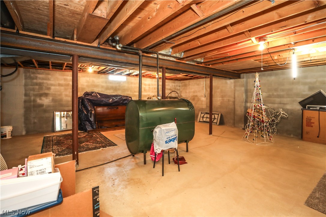 4527 Streeter Road Property Photo 17