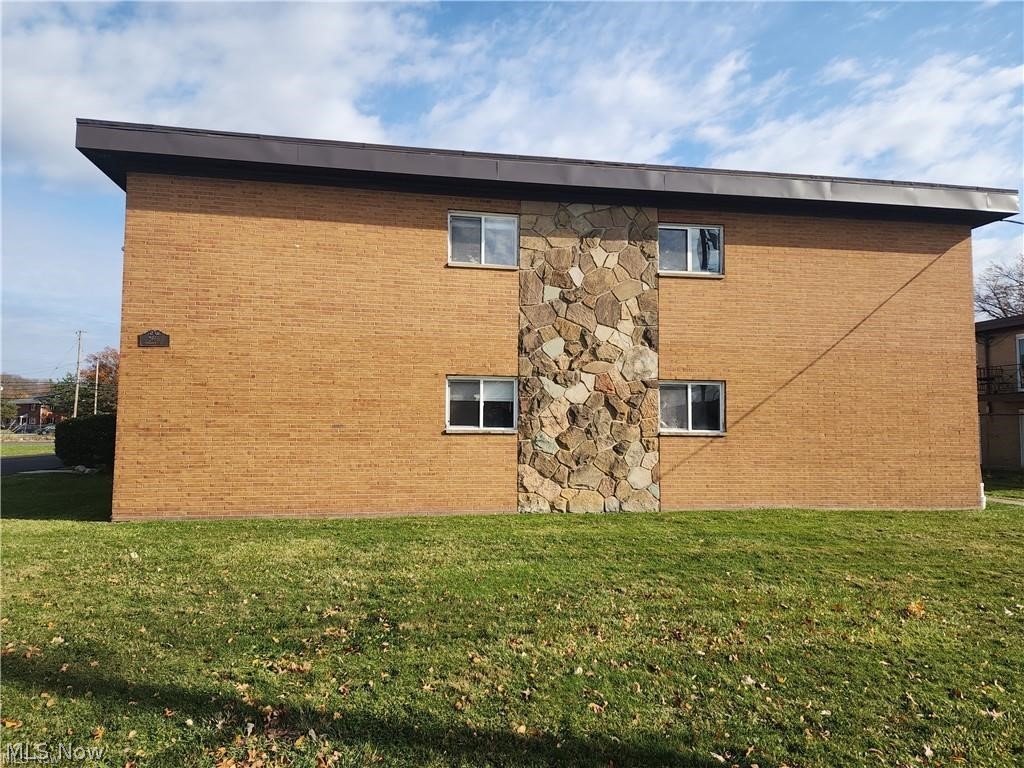 26680 Tungsten Road 201 Property Photo 1