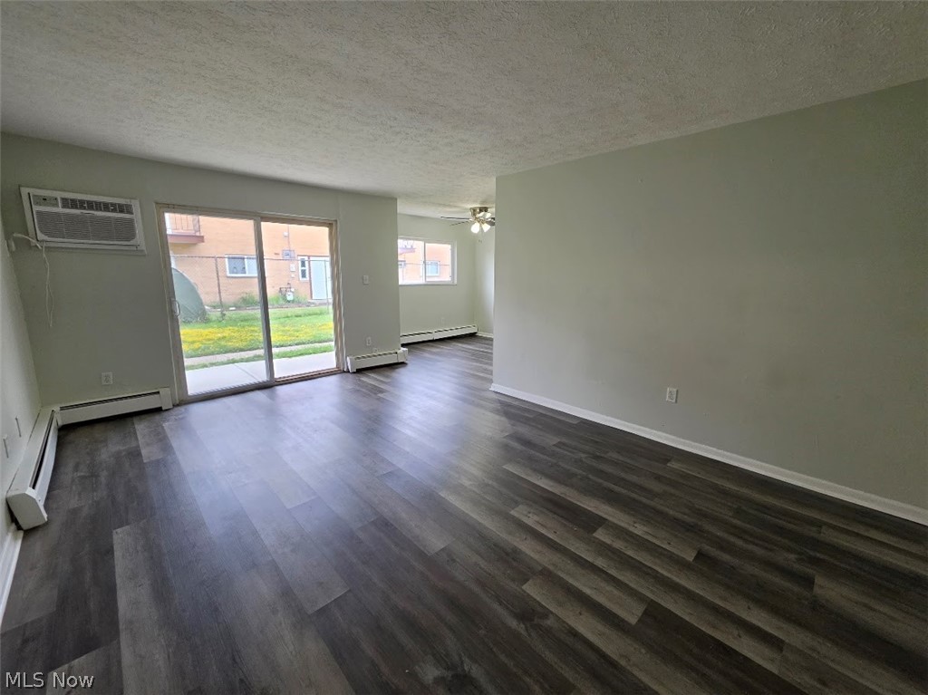 26680 Tungsten Road 104 Property Photo 5